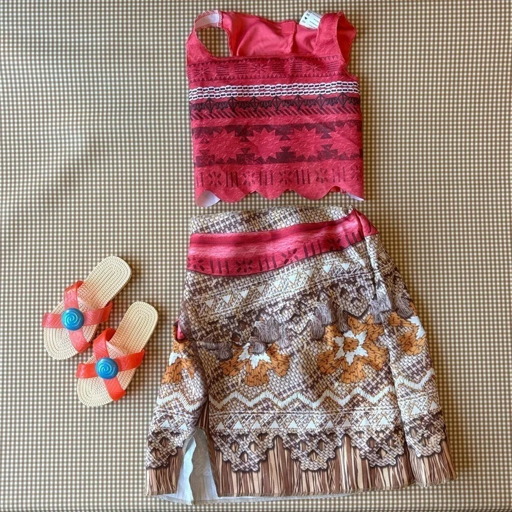 Disney Moana Costume top / skirt‎ / sandals slides. NEW. Size 4-6 years